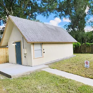https://cozy-cottage.hotelstampa.org